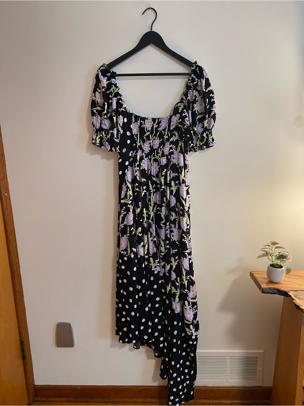 Urban Outfitters Asymmetrical Midi Puff Sleeve Dress - Picture 7 of 9
